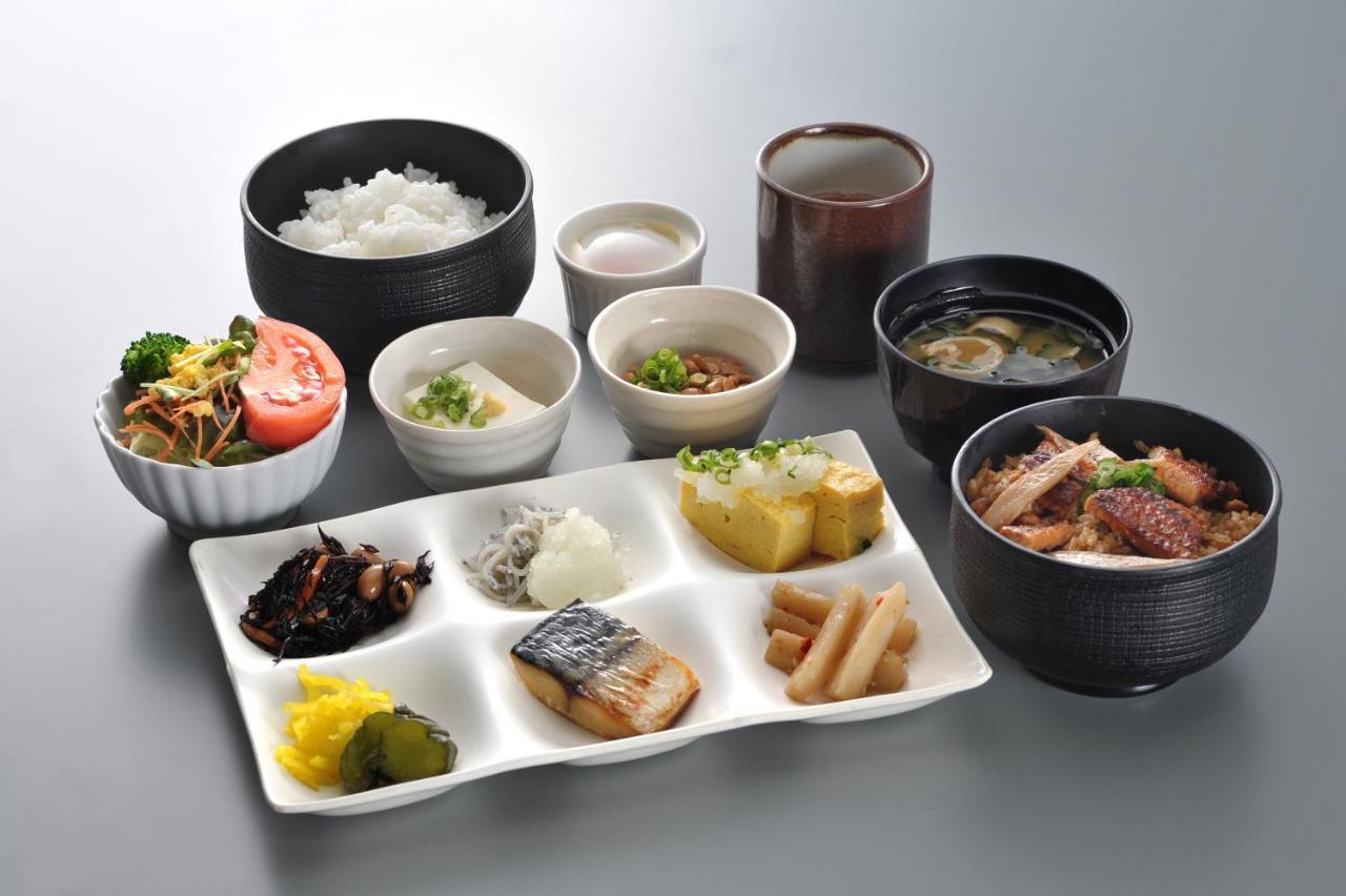 Apa Hotel Hamamatsu Eki Minami Екстериор снимка